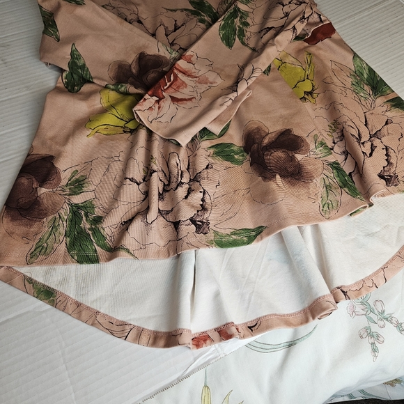 Melissa McCarthy Women Charming Floral Top Size XL - Picture 4 of 11